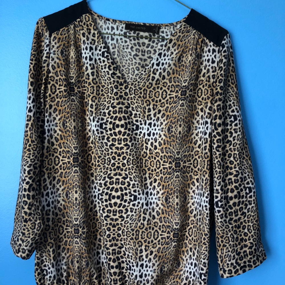 The Limited Leopard Print Top/Blouse